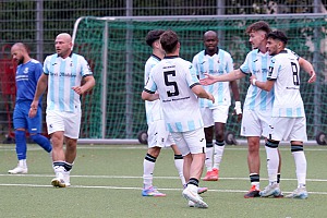 Nach gescheitertem Experiment gewinnt die Vierte mit 4:2